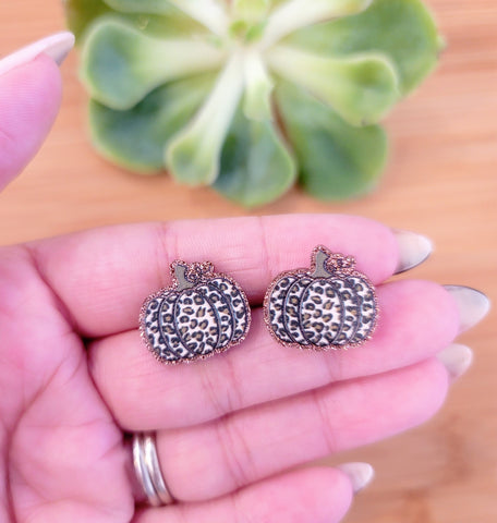 Leopard Pumpkin Stud Earrings