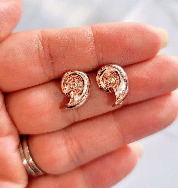 Shell Stud Earrings